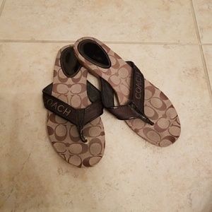 Coach flip flops